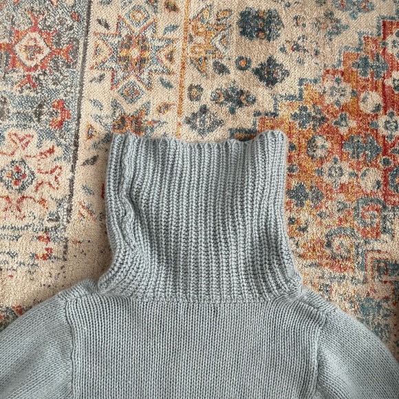 Banana Republic baby blue chunky knit wool-angora blend turtleneck - Picture 6 of 11